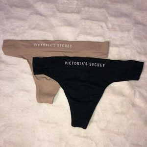 NWOT Victoria Secret Thongs